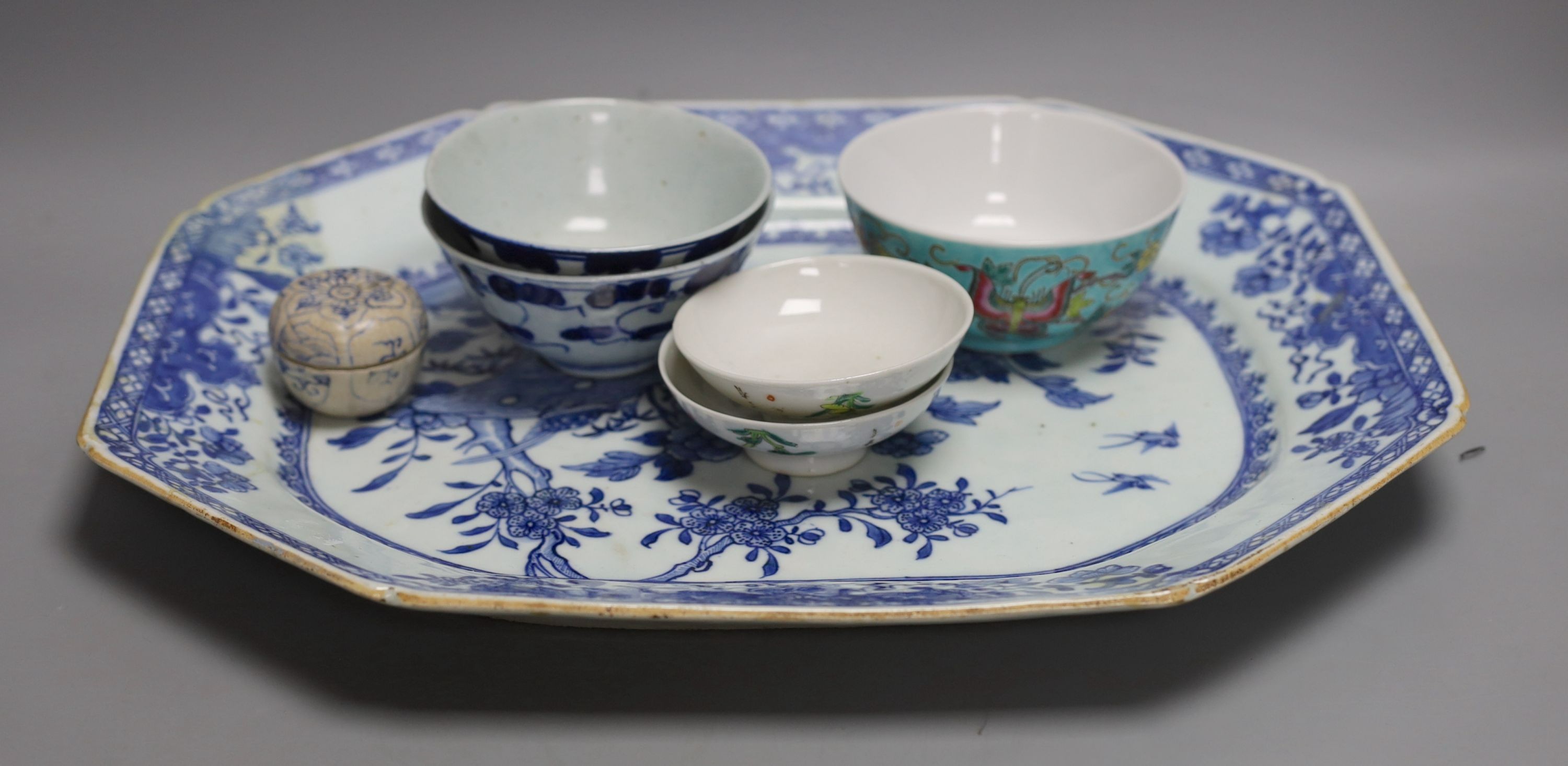 A 15th century Annamese blue and white box and cover, an 18th century Chinese blue and white dish and other Chinese ceramics (7)